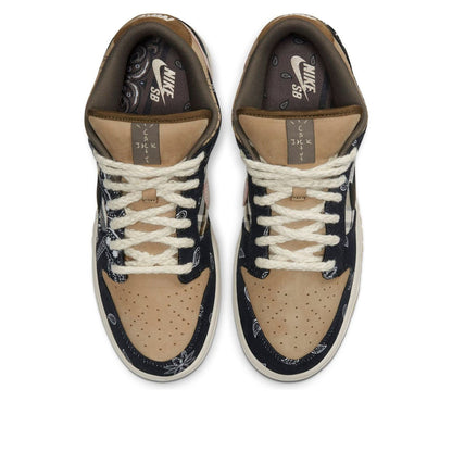 Nike Dunk
Nike SB Dunk Low Travis Scott (Regular Box)